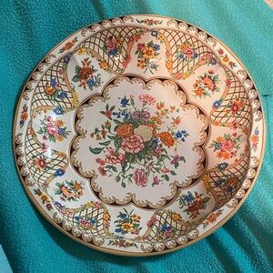 Vintage Daher decorated ware